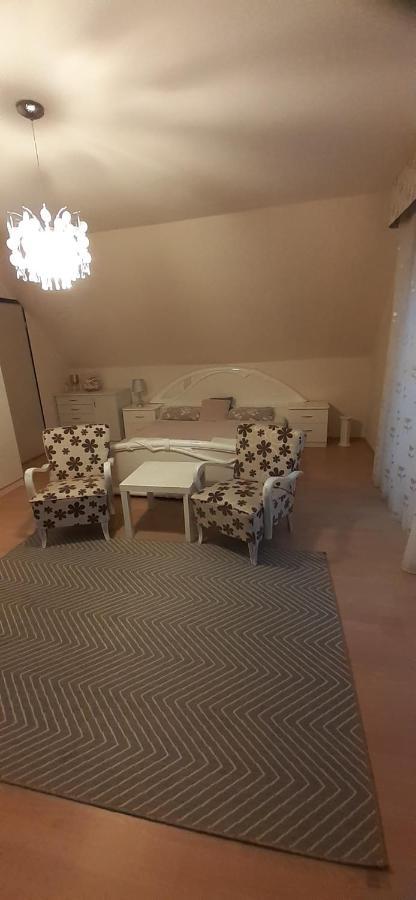 Oazis Apartmanhaz Hajdúszoboszló Exterior foto