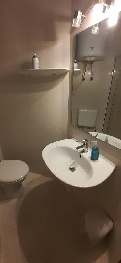 Oazis Apartmanhaz Hajdúszoboszló Exterior foto