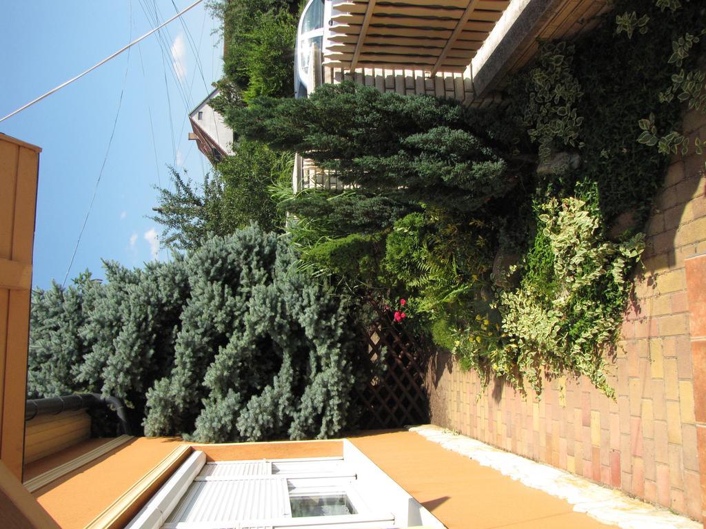 Oazis Apartmanhaz Hajdúszoboszló Exterior foto