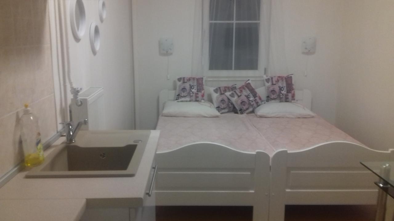 Oazis Apartmanhaz Hajdúszoboszló Exterior foto